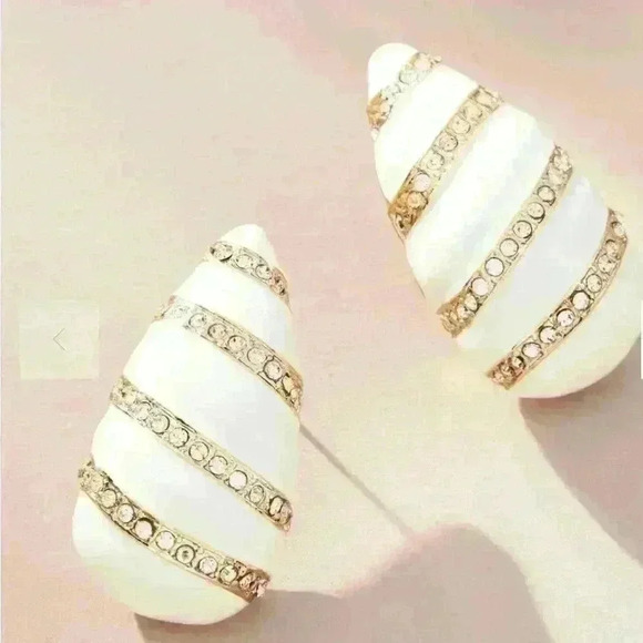 NWT Anthropologie Earrings - Picture 1 of 4